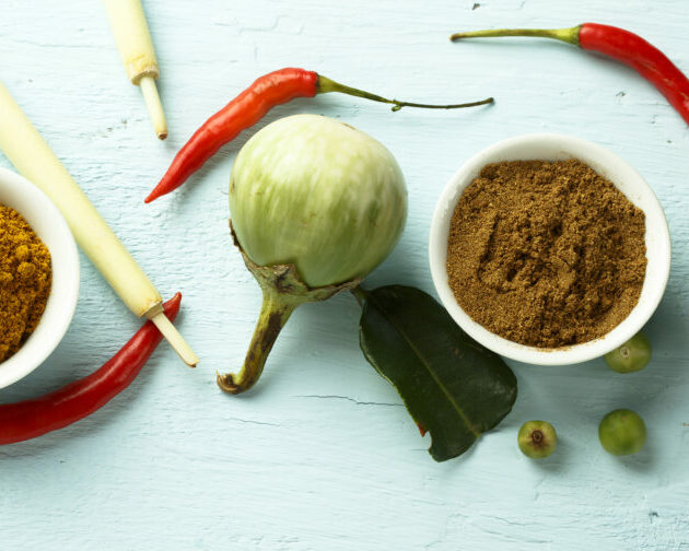 How to Make Thai Curry Paste