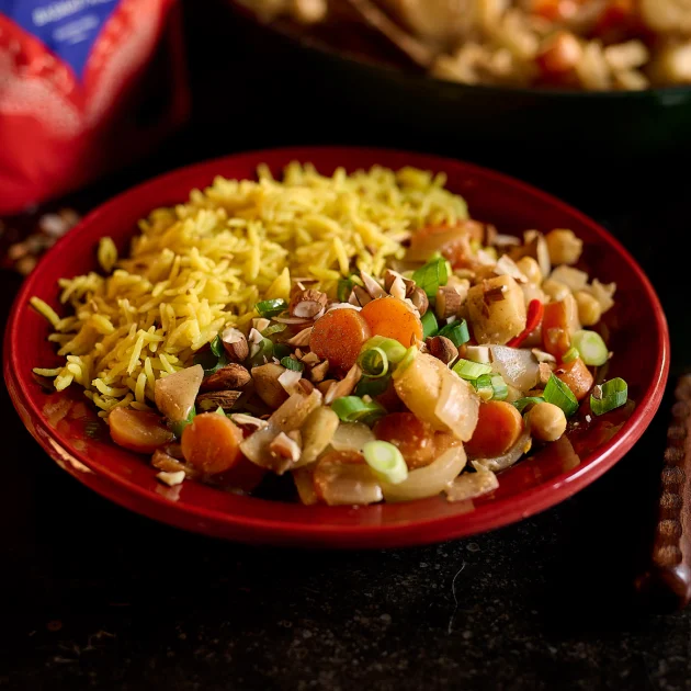 Korma de légumes-racines, pois chiches et riz pilau