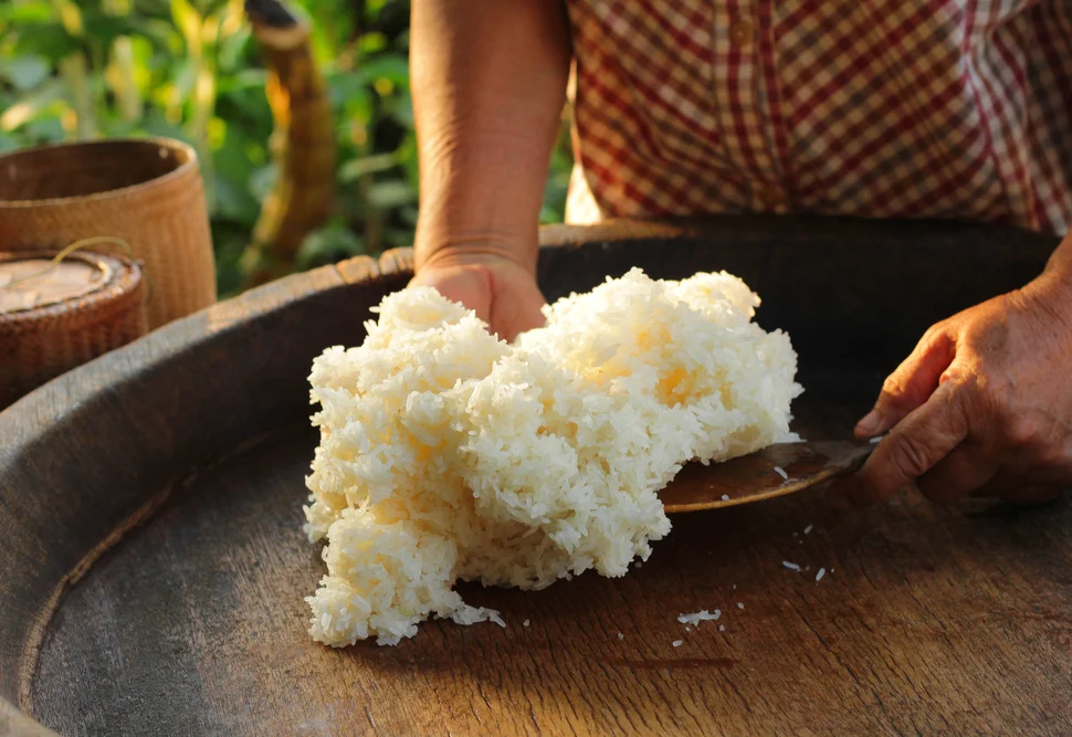 Ken jij het verschil tussen sticky rice en “gewone” rijst?