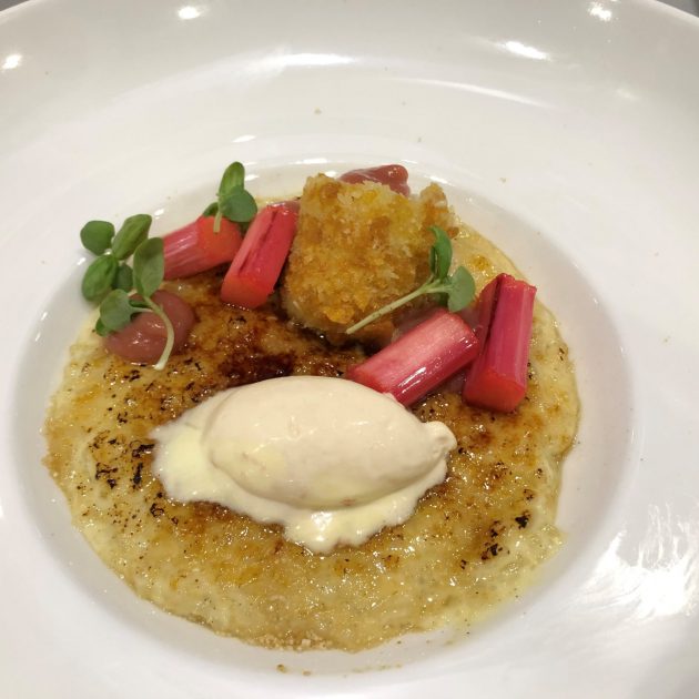 Rhubarb Rice Pudding
