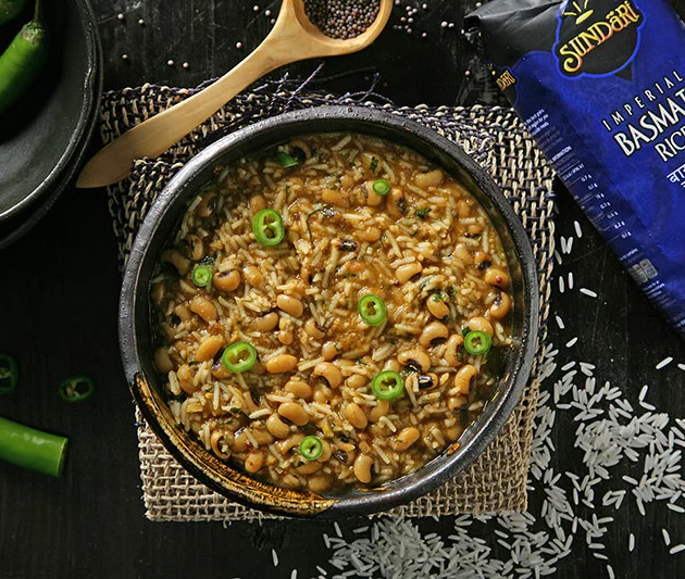 Alubias especiadas con arroz basmati