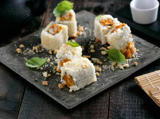 Uramaki de pollo y calabaza