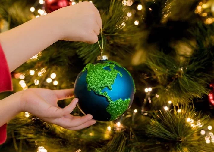 CHRISTMAS FEASTS ACROSS THE GLOBE
