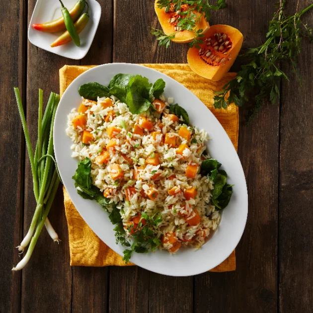 Riz au jasmin à la courge musquée, à l’oignon vert et au piment serrano