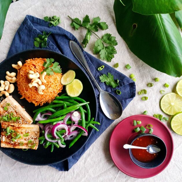 Tofusteak met chili & limoen rijst en sperziebonen